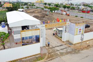 Cổng công trình Khu phức hợp Võ Văn Kiệt của Thaco tại phường An Lạc, TP.HCM nhìn từ trên cao