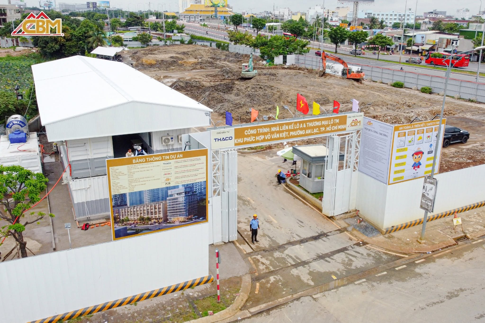 Cổng công trình Khu phức hợp Võ Văn Kiệt của Thaco tại phường An Lạc, TP.HCM nhìn từ trên cao